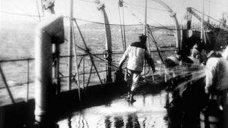 Lavage du pont, II Trailer