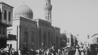 Le Caire, rue Sayeda-Zeinab Trailer