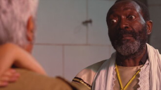 Le cygne des héros Trailer