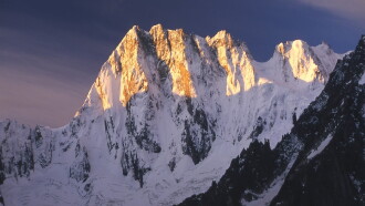 Le Grandi Nord Delle Alpi: Grandes Jorasses Trailer