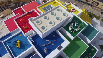 LEGO House - Home of the Brick Trailer