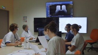 Les anapaths traqueurs de cancers Trailer