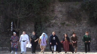 Les chevaliers des temps modernes Trailer