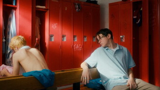 Les crottés Trailer
