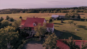 Les émigrés du 2e rang Est Trailer