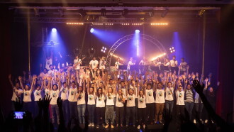 Les Enfoiros, quel festival ! Trailer