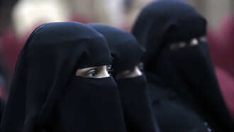 Les femmes de Daesh Trailer