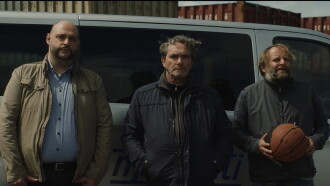 Les Gentils Trailer
