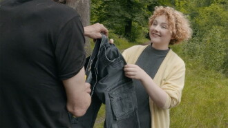 Les habilleuses Trailer