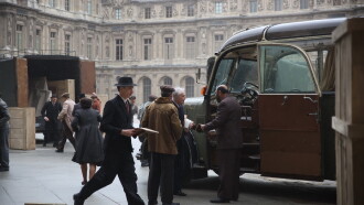 Les Héros du Louvre Trailer