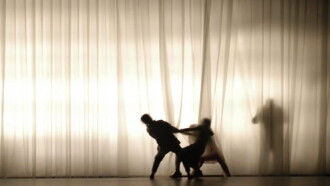 Les Marchands Trailer