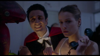 Les Parasites Trailer
