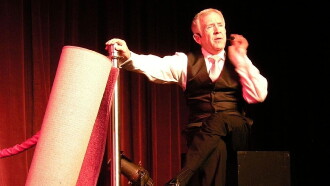 Leslie Jordan: My Trip Down the Pink Carpet Trailer