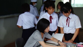 Let's Make the Teacher Have a Miscarriage Club Trailer