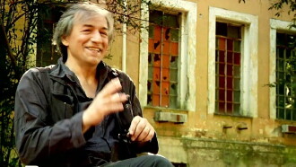 Lo stato della follia Trailer
