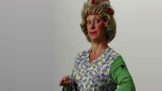 Marlyse Riegenstiehl - Le cœur sur la serpillière Trailer