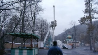 Married to the Eiffel Tower Trailer