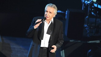 Michel Sardou - Confidences Et Retrouvailles - Live 2011 Trailer