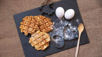 Mold your Waffle! Trailer