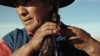 Mujer perseverante Trailer