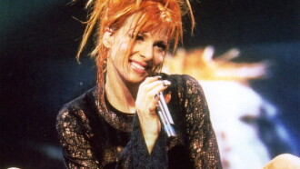 Mylène Farmer: Live at Bercy Trailer