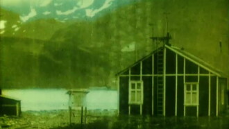 Nevando Trailer