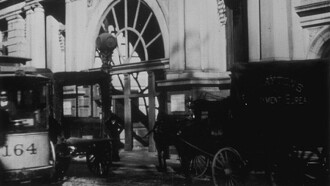 New York, Broadway et Reade Street Trailer