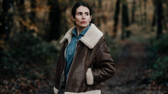 Nouveaux meurtres à Saint-Malo Trailer