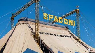 O Circo Voltou Trailer