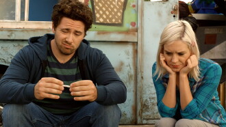 Oliver, Stoned. Trailer