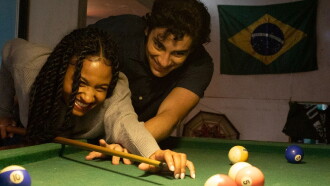 Os Homens Impossíveis de Mari Trailer