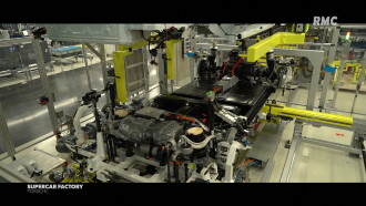 Porsche Taycan Turbo S - Inside the Factory Trailer