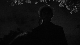 Quem Não Mexe Trailer
