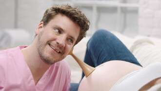 Ralf, die Hebamme - Ich bringe ein Kind zur Welt! Trailer