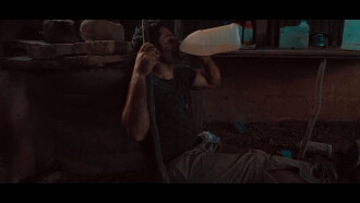 Resguardado Trailer