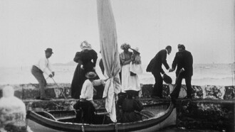 Retour d’une promenade en mer Trailer