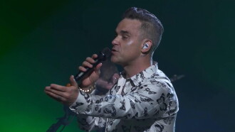 Robbie Williams: Live at the Apple Music Festival Trailer