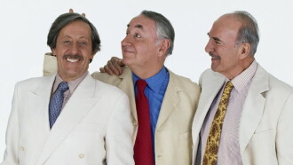 Rochefort, Marielle, Noiret: Les copains d'abord Trailer