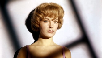 Romy Schneider, à fleur de peau Trailer