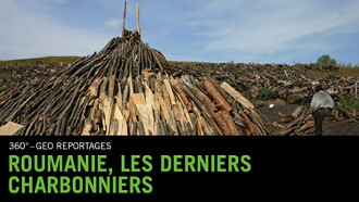 Roumanie, les derniers charbonniers Trailer