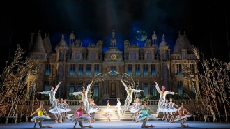 Royal Ballet & Opera 2024/25: Cinderella Trailer