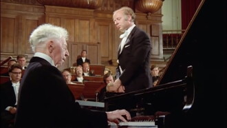 Rubinstein in Concert Trailer