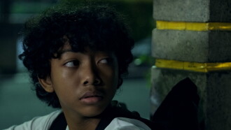 Saru Latar Biru Trailer