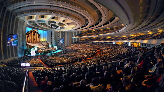 Season of Light: Christmas with the Tabernacle Choir Trailer