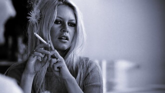 Show Bardot Trailer