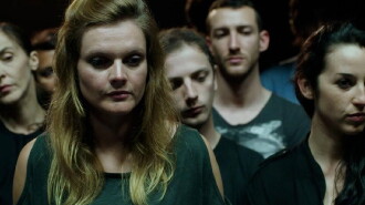 Si jamais nous devons disparaître ce sera sans inquiétude mais en combattant jusqu'à la fin Trailer