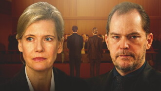 Sie sagt. Er sagt. Trailer