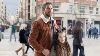 Sin instrucciones Trailer