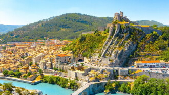 Sisteron, la citadelle de tous les défis Trailer