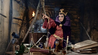 Snow White and the Seven Dwarfs Trailer